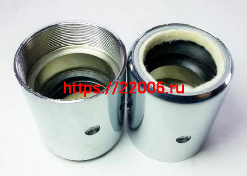 Стаканы передней вилки Иж (+сальник) (2 штуки) Стаканы передней вилки Иж (+сальник) (2 штуки)