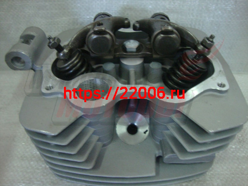 Головка цилиндра в сборе 167FMM (250CC) Головка цилиндра в сборе 167FMM (250CC)
